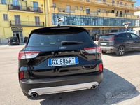 Usata Ford Kuga 120 CV (88 kW) 2022 Nero SUV
