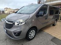Usata Opel Vivaro 145 CV (106 kW) 2017 Grigio Monovolume