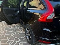 Usata Volvo XC60 R-Design Kinetic 163 CV (119 kW) 2014 Nero SUV