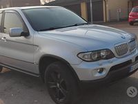 Begagnad BMW X5 2004 Grå SUV