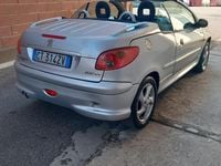 Usata Peugeot 206 CC 109 CV (80 kW) 2005 Cabrio