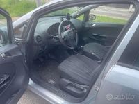 Usata Opel Corsa Edition 86 CV (63 kW) 2010 Grigio Utilitaria