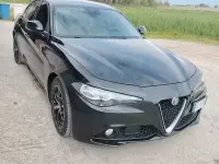 Second-hand Alfa Romeo Giulia 150 CP (110 kW) 2017 Negru Berlinǎ