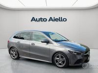 Usata Mercedes B200 Premium 150 CV (110 kW) 2019 Grigio Monovolume