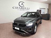 Usata VW T-Roc 110 CV (80 kW) 2022 Gray SUV