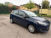 Usata Ford Fiesta 95 CV (69 kW) 2016 Blu Berlina