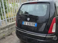 Usata Lancia Musa 90 CV (66 kW) 2009 Marrone Monovolume