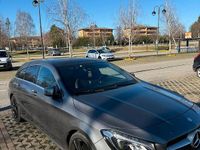 Usata Mercedes CLA220 Shooting Brake 177 CV (130 kW) 2017 Grigio Station wagon