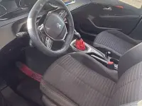 Usata Peugeot 208 Active 75 CV (55 kW) 2020 Utilitaria