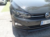 Usata VW Polo Comfortline 95 CV (69 kW) 2021 Grigio Berlina