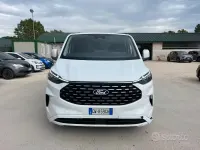 Usata Ford Tourneo Custom 150 CV (110 kW) 2024 Bianco Furgone