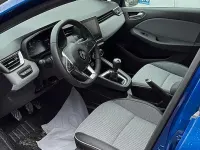 Begagnad Renault Clio V Techno 90 HK (66 kW) 2024 Blå Sedan
