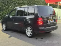 Usata VW Touran 140 CV (102 kW) 2008 Nero Monovolume