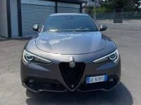 Usata Alfa Romeo Stelvio Sprint 190 CV (139 kW) 2022 Argento SUV