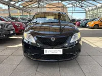 Usata Lancia Ypsilon Gold 69 CV (50 kW) 2018 Nero Utilitaria