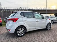 Usata Hyundai ix20 Comfort 90 CV (66 kW) 2013 Bianco Utilitaria