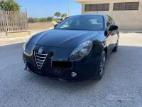 Usata Alfa Romeo Giulietta Distinctive 150 CV (110 kW) 2016 Nero Utilitaria