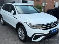 Usata VW Tiguan Allspace Life 150 CV (110 kW) 2022 Bianco SUV