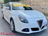 Usata Alfa Romeo Giulietta Exclusive 149 CV (109 kW) 2014 Bianco Utilitaria