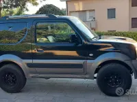 Usata Suzuki Jimny 85 CV (62 kW) 2018 Nero SUV