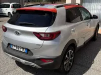 Usata Kia Stonic 110 CV (80 kW) 2017 Argento SUV