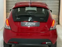 Usata Lancia Ypsilon Silver 69 CV (50 kW) 2022 Rosso Utilitaria