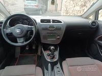 Usata Seat Leon 140 CV (102 kW) 2007 Grigio Utilitaria