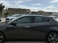 Usata Alfa Romeo Giulietta Distinctive 105 CV (77 kW) 2014 Grigio Utilitaria
