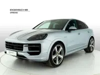 Usata Porsche Cayenne 470 CV (345 kW) 2024 Argento dolomite metallizzato SUV
