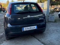 Usata Fiat Grande Punto Active 75 CV (55 kW) 2007 Grigio Utilitaria