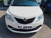 Usata Lancia Ypsilon Gold 69 CV (50 kW) 2018 Bianco Utilitaria