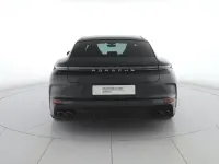 Usata Porsche Panamera 4 E-Hybrid 470 CV (345 kW) 2024 Grigio vulcano metallizzato Utilitaria
