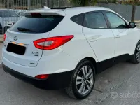 Usata Hyundai ix35 Xpossible 136 CV (100 kW) 2015 Bianco SUV