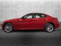 Usata Alfa Romeo Giulia 280 CV (205 kW) 2023 Rosso Berlina