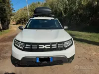 Usata Dacia Duster Journey 101 CV (74 kW) 2023 Bianco SUV