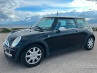 Usata Mini Cooper 116 CV (85 kW) 2003 Nero Utilitaria