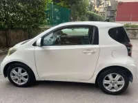 Begagnad Toyota iQ 68 HK (50 kW) 2009 Vit Halvkombi