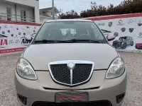 Usado Lancia Ypsilon 75 HP (55 kW) 2007 Castanho Citadino