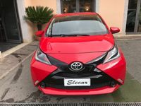 usata Toyota Aygo 1.0 VVT-i 69 CV 5 porte x-play NEOPATENTATI