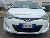 Usata Hyundai i20 Edition 85 CV (62 kW) 2014 Bianco Berlina