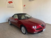 Usata Alfa Romeo Spider 150 CV (110 kW) 1996 Rosso Cabrio