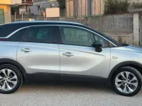 Usata Opel Crossland X Innovation 99 CV (72 kW) 2017 Argento SUV
