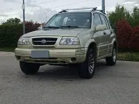 Usata Suzuki Grand Vitara 128 CV (94 kW) 2000 Giallo SUV