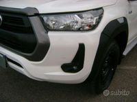 usata Toyota HiLux 2.4 D-4D 4WD 4 porte Double Cab Comfort