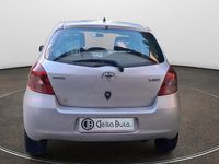 Usata Toyota Yaris Sol 90 CV (66 kW) 2006 Grigio Berlina