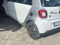 Begagnad Smart ForFour Electric Drive Passion 41 kW (56 HK) 2018 Vit Halvkombi