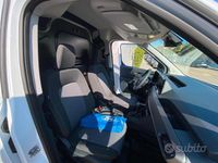 Nuevo Ford Transit 100 CV (73 kW) 2025 Blanco Utilitario