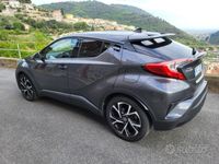 usata Toyota C-HR hybrid