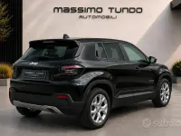 Usata Jeep Avenger Altitude 101 CV (74 kW) 2024 Nero SUV