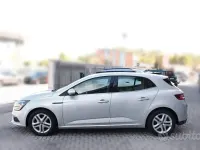 Usata Renault Mégane IV Business 116 CV (85 kW) 2020 Grigio Berlina